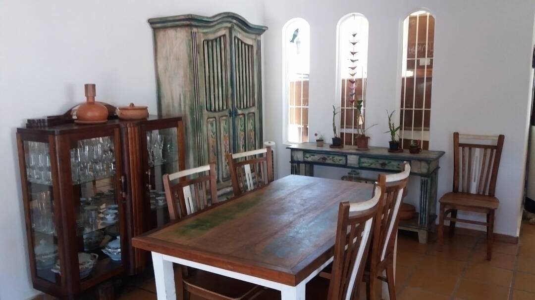 Casa, 4 quartos, 250 m² - Foto 1