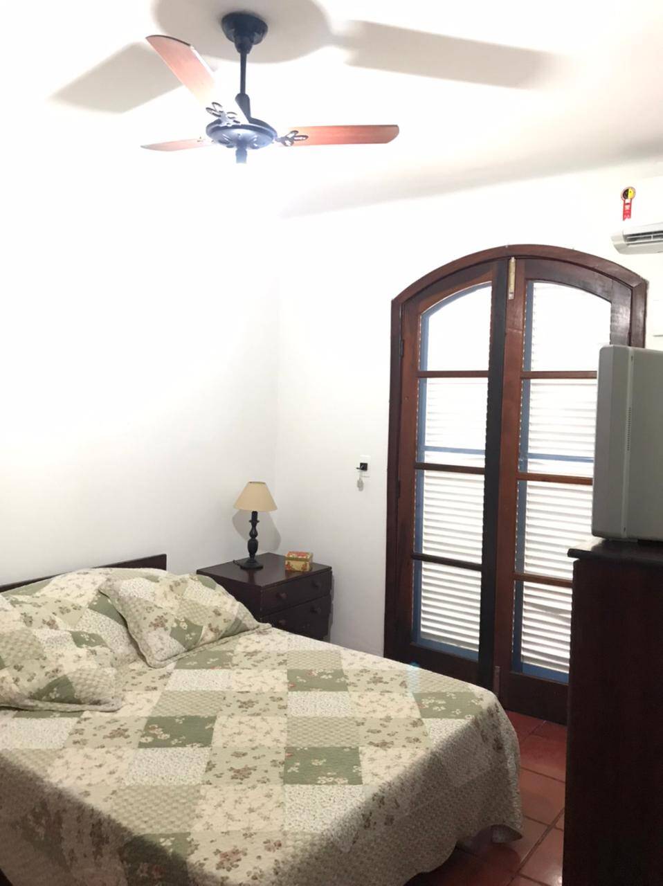 Casa, 4 quartos, 198 m² - Foto 3